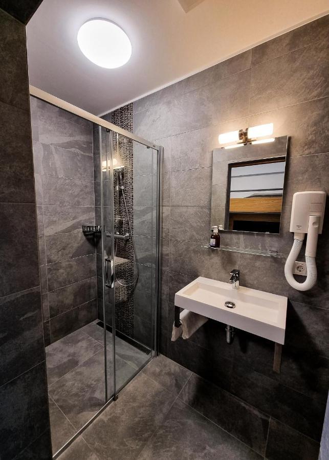 Rackésmillen Hotell Enscherange Exteriör bild